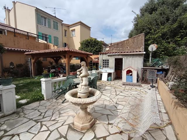 Maison vente à Arrondissement de Toulon, La Seyne-sur-mer