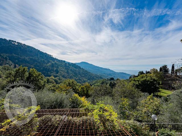 Casa in vendita a Cortona, Toscana