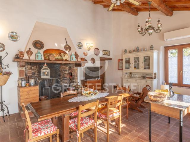 Casa in vendita a Montegabbione, Umbria