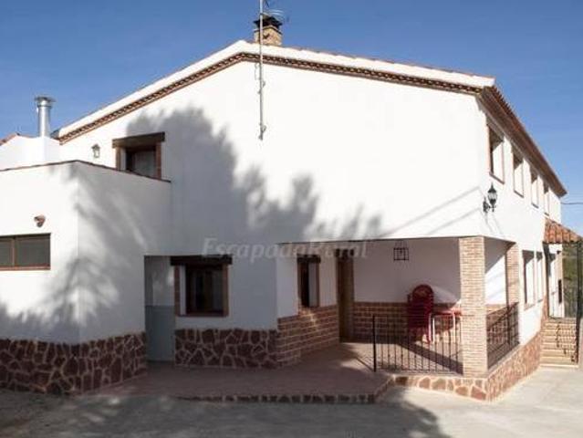Casa en alquiler en Yeste