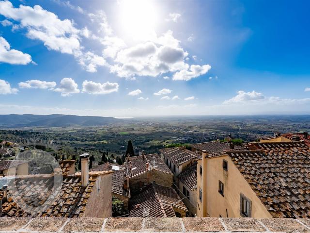 Appartamento in vendita a Cortona, Toscana