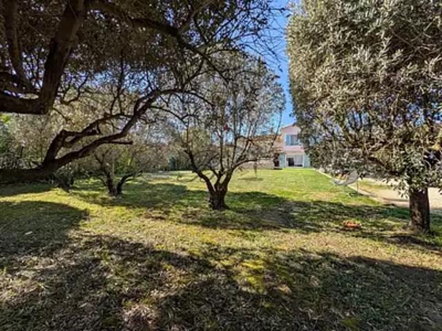 Maison vente à Apt, La Tour-d'aigues