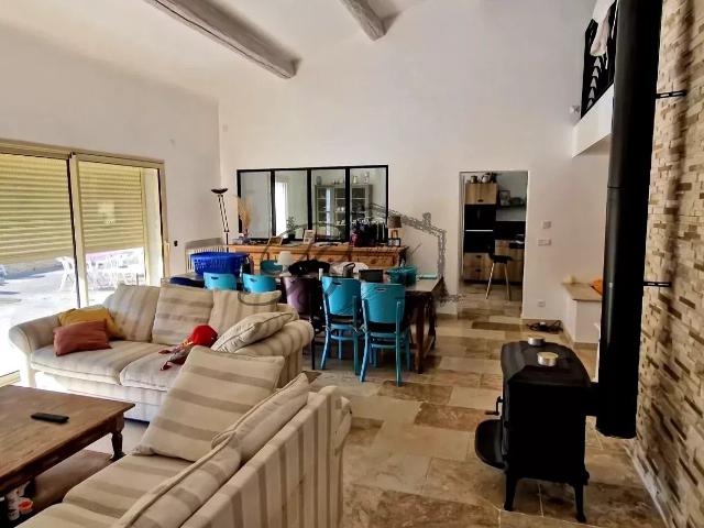 Maison vente à Apt, La Tour-d'aigues