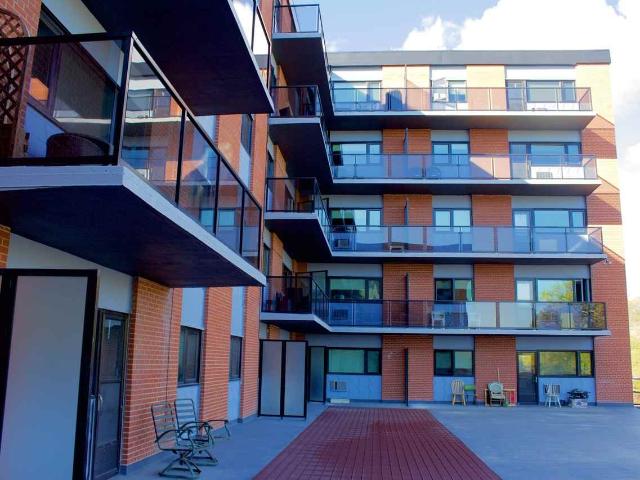 Apartment for rent in Place St Boniface, Winnipeg