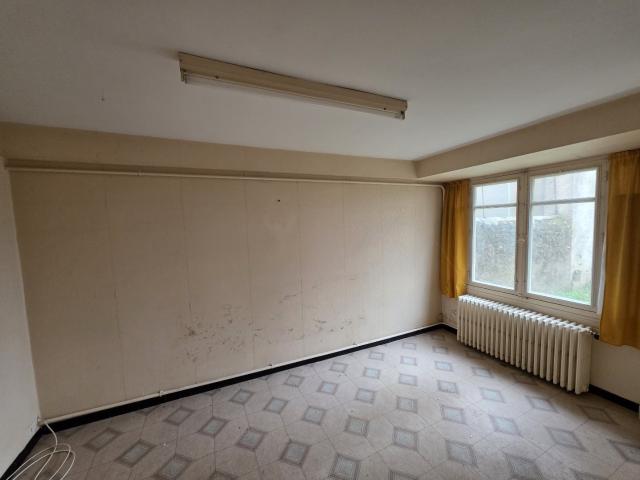 Villa vente à Montmorillon, La Trimouille