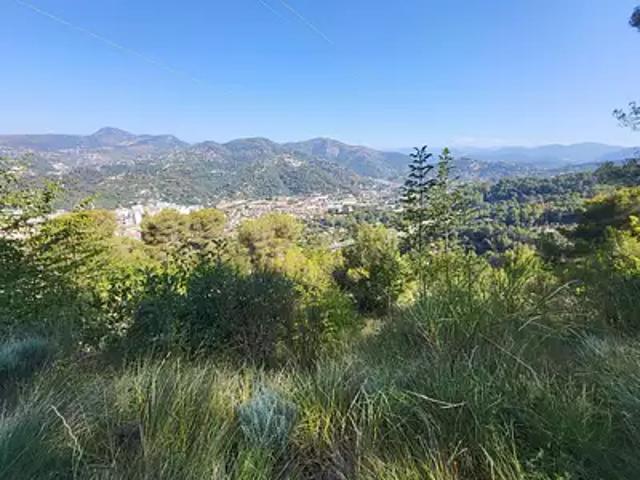 Terrain vente à Nice, La Trinité