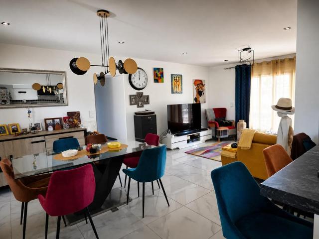 Maison vente à Mâcon, La Truchère