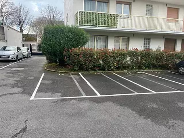 Garage location à Nogent-sur-Marne, Saint-maur-des-fossés