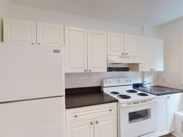 Apartment for rent in St. Leonard's, Quebec