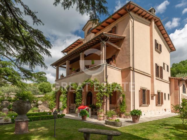Casa in vendita a Cetona, Toscana