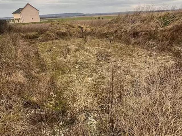 Terrain vente à Laon, La Ville-aux-bois-lès-pontavert