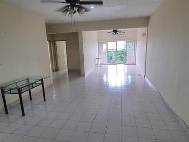 Condominium for sale in Petaling, Subang Jaya