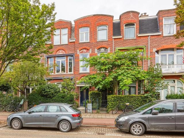 Woning te huur in Den Haag, Bomenbuurt