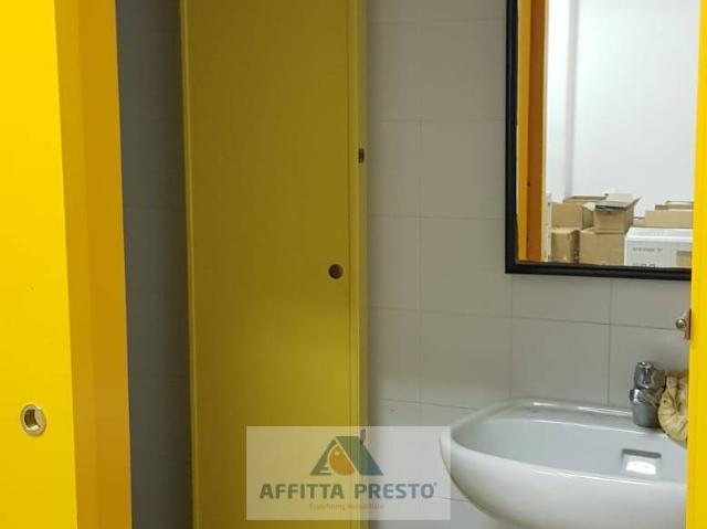 Locale Commerciale in affitto a Unione dei Comuni Circondario dell'Empolese Valdelsa, Vinci