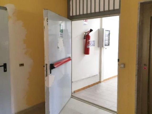 Locale Commerciale in vendita a Spagnuolo, Frattaminore