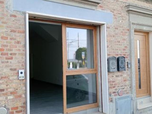 Capannone in affitto a Marche, Ancona