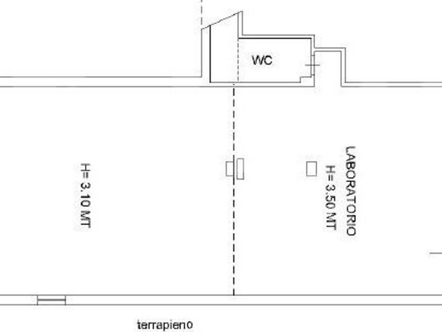 Locale Commerciale in affitto a Cicalesi, Nocera Inferiore