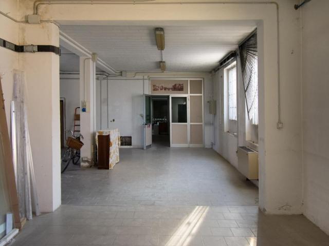 Locale Commerciale in affitto a Parma Centro, Sorbolo