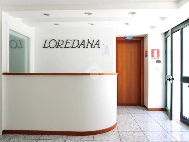 Locale Commerciale in affitto a Puglia, Bari