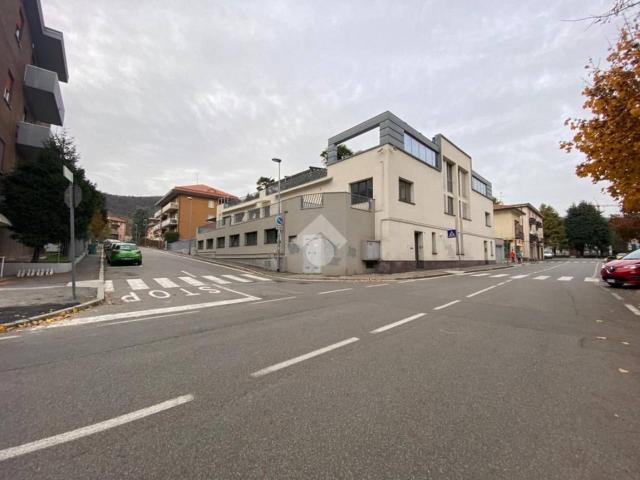Locale Commerciale in affitto a Gaito, Torre Boldone