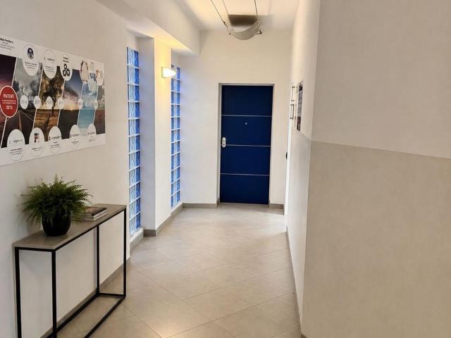 Locale Commerciale in affitto a Unione dei Comuni Circondario dell'Empolese Valdelsa, Empoli