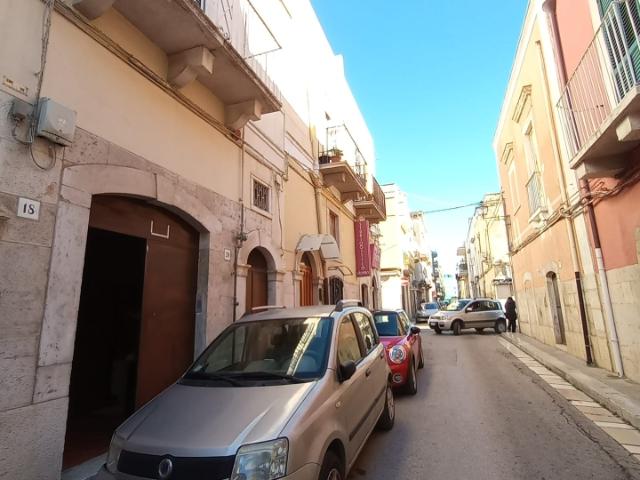 Locale Commerciale in vendita a San Valentino, Puglia