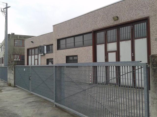 Locale Commerciale in vendita a Cresole, Caldogno