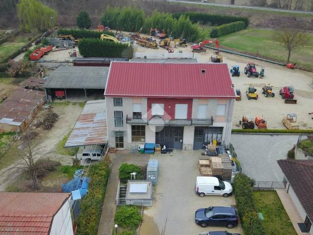 Locale Commerciale in vendita a Piemonte, Cuneo