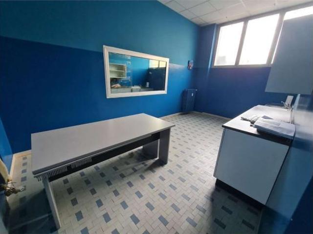 Locale Commerciale in vendita a Piemonte, Cuneo