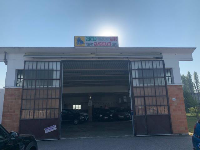 Locale Commerciale in vendita a Unione Delta del Po, Codigoro
