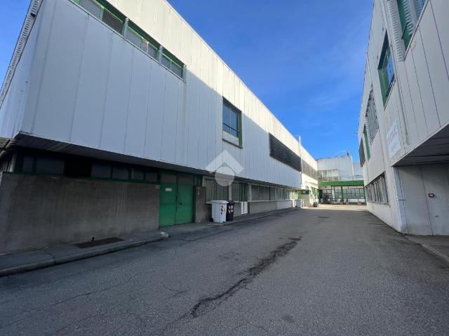 Locale Commerciale in vendita a Piemonte, Torino