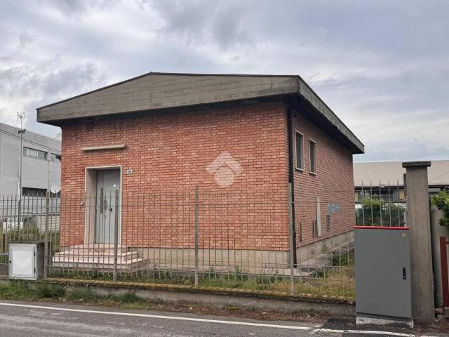 Locale Commerciale in vendita a Cerasolo Ausa, Coriano
