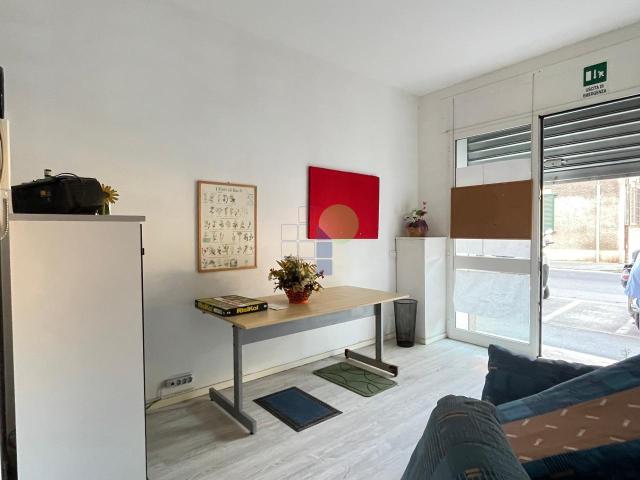 Locale Commerciale in vendita a Livorno