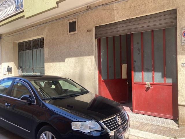 Locale Commerciale in vendita a Puglia, Brindisi
