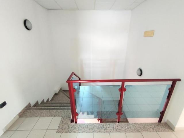Locale Commerciale in vendita a Unione di comuni Valmarecchia, Poggio Berni