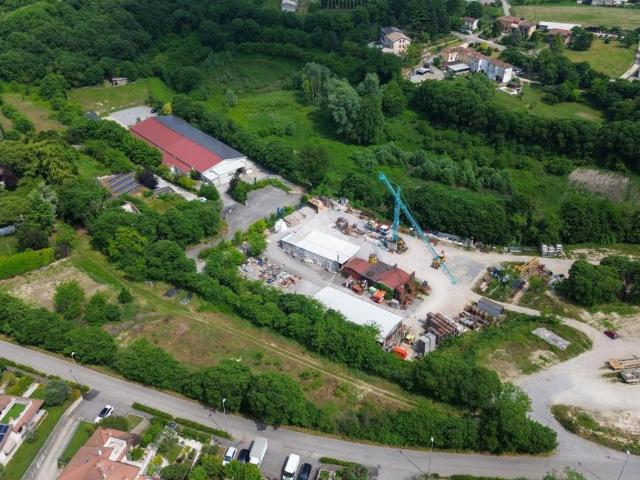 Locale Commerciale in vendita a Pozzolengo, Lombardia