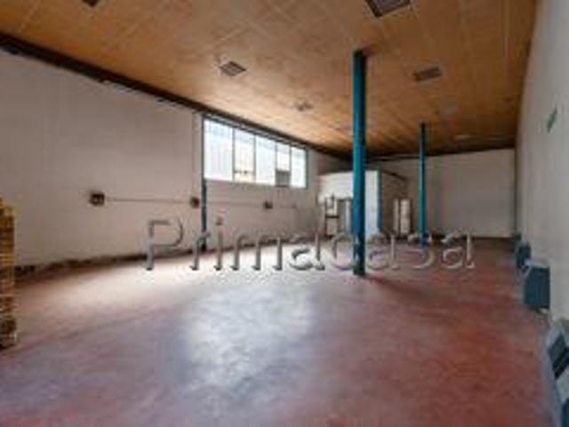 Locale Commerciale in vendita a Pianura Reggiana, Re