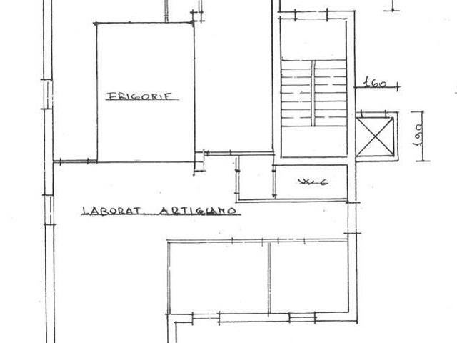 Locale Commerciale in vendita a San Paolo, Marche