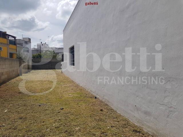 Locale Commerciale in vendita a Sant'Eufemia, Puglia