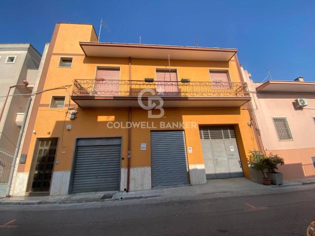 Locale Commerciale in vendita a Villa Castelli