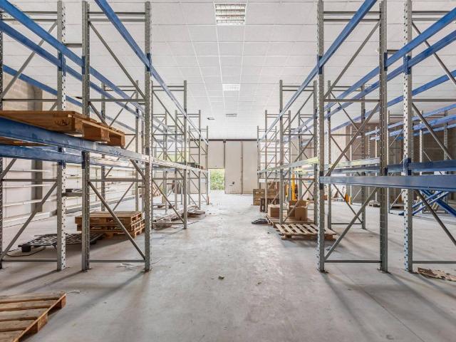 Locale Commerciale in vendita a San Fiorano, Villasanta