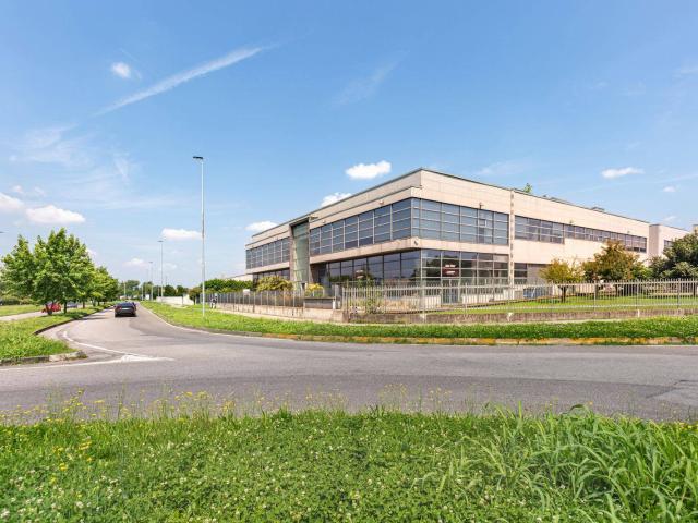 Locale Commerciale in vendita a San Fiorano, Villasanta