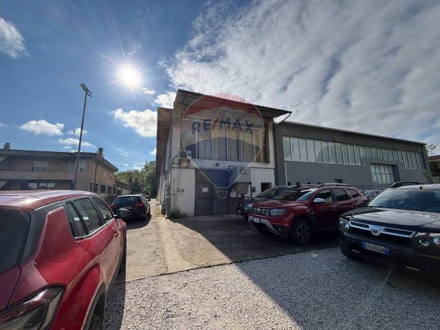 Locale Commerciale in vendita a Unione dei Comuni Circondario dell'Empolese Valdelsa, Vinci
