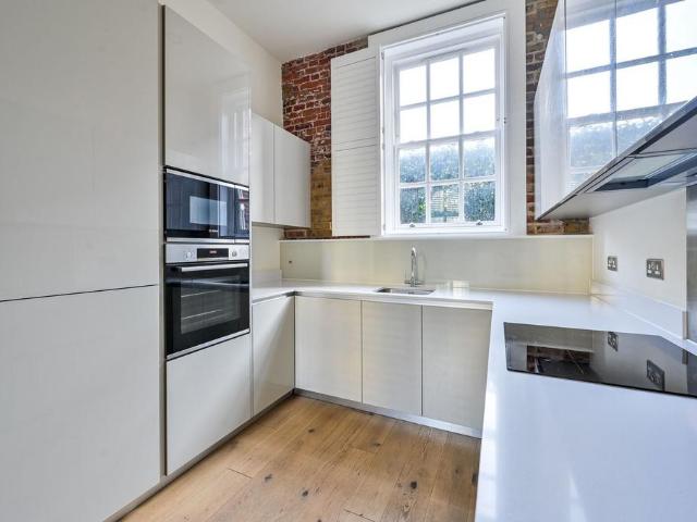 House for rent in Glyndon, Greater London