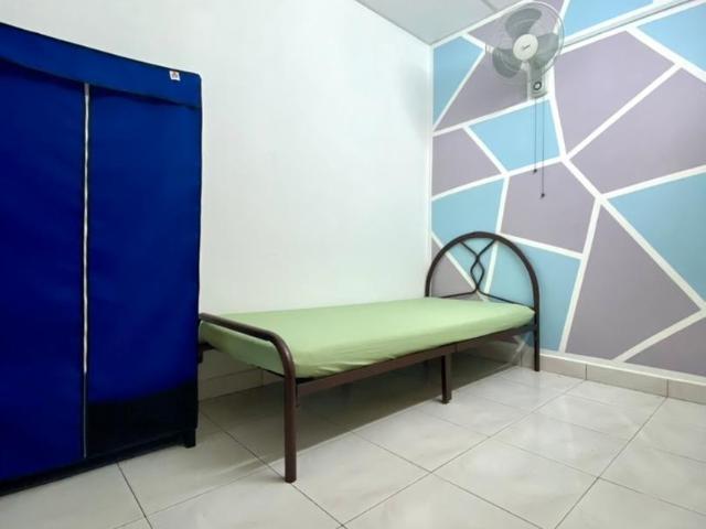 Room for rent in Petaling, Damansara Damai