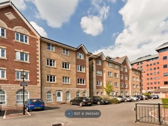 Apartment for rent in Salford Quays, Salford