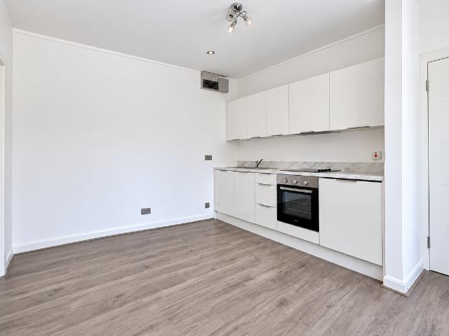 Studio for rent in St Marks, Maidenhead
