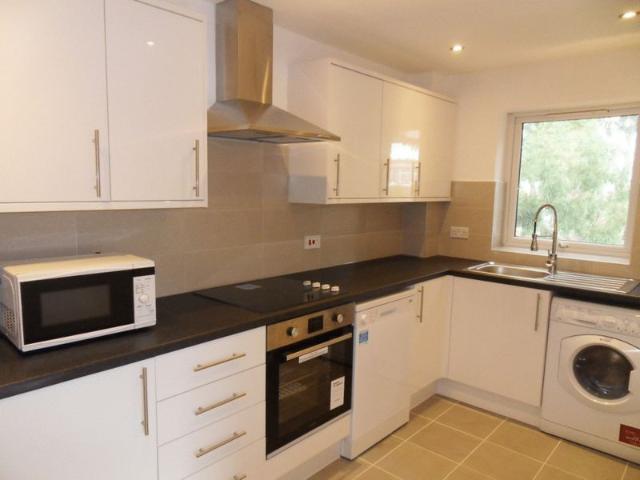 Apartment for rent in Lane, Greater London