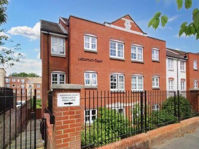 House for rent in Uxbridge, Greater London