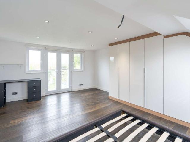 House for rent in Evershot, Oxfordshire